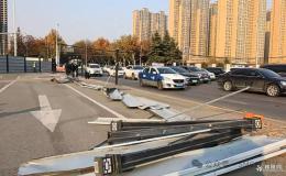 拆！咸陽(yáng)集中整治世紀(jì)大道施工圍擋→